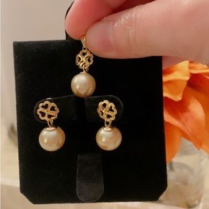 ❤️SOLD❤️ Authentic Champagne SouthSea Pearl Earring and Pendant Set